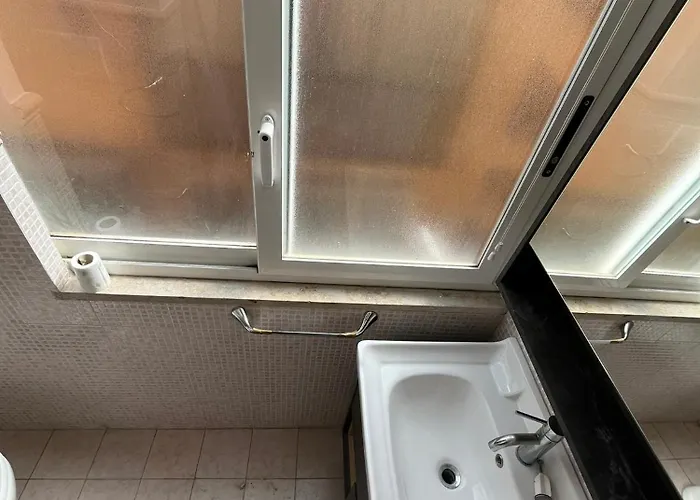 Tiburtino Apartment *